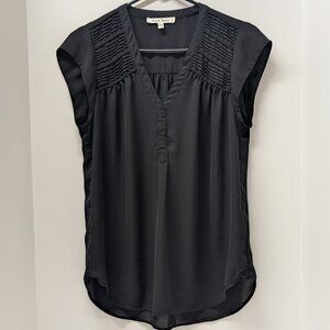 Black Rainn Split Neck Cap Sleeve Blouse in Black
